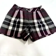 バーバリーブルーレーベル　チェック　ショートパンツ　ウール