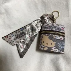 ハローキティ　ヒョウ柄　キーホルダー