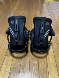 期間限定値下 FLUX DS ブラック Sサイズ 21-22モデル 中古美品 - メルカリ
