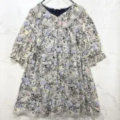 【美品】ローズティアラ 大きいサイズ 花柄チュニック ブラウス フリル レースのサムネイル