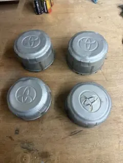 (ジャンク)トヨタ ロッキングハブ 中古 取り付け用ボルト付き ジャンク)トヨタ ロッキングハブ 中古 取り付け用ボルト付き - メルカリ
