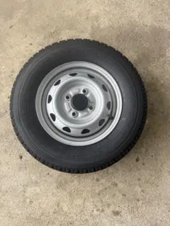 今週金曜まで　新車外し　ダイハツ　12インチ　スタッドレス　145/80R12のサムネイル