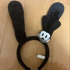 オズワルド　カチューシャ