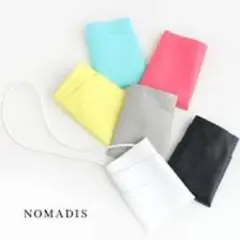 NOMADIS ブラック ショルダーバッグ