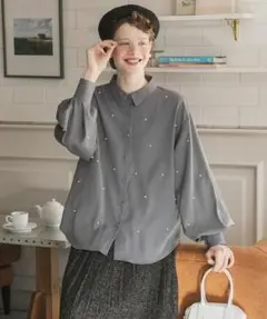 BONLECILL noir パールボリュームスリーブレギュラーカラーブラウス