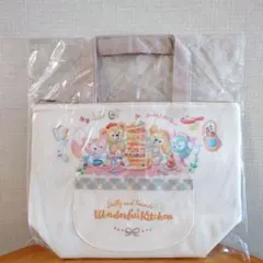 ダッフィー＆フレンズ　ワンダフルキッチン　スーベニアランチケース①