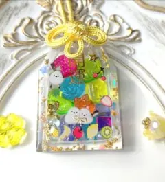 匿名配送✨シマエナガお守り風シェイカー♥フルーツキャンディ