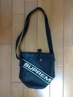 SUPREME シュプリーム ショルダーバック ブラックのサムネイル