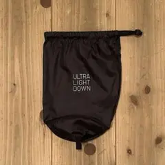 UNIQLO ULTRA LIGHT DOWN 巾着袋 ブラック
