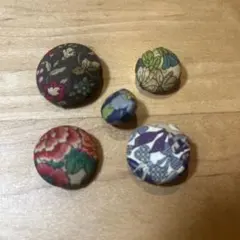 くるみボタンリバティいろいろ