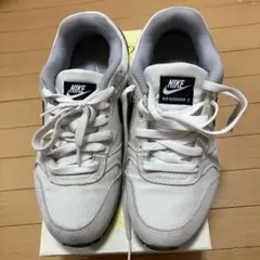 NIKE MD RUNNER 2 スニーカー　23.0のサムネイル