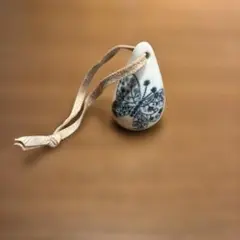 mina perhonen 陶器のオーナメントのサムネイル