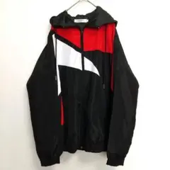 マウンテンパーカー 赤