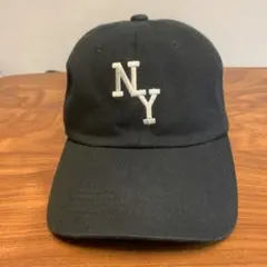 NYロゴ刺繍 黒ベースボールキャップ