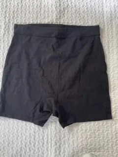マタニティ　ショートパンツ　スパッツ　黒　西松屋　M-L
