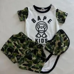 BAPEベビー　ロンパースハーフパンツ3点セットのサムネイル