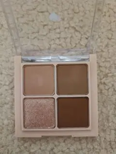 ロムアンドベターザンアイズアイシャドウ　03ドライラグラス