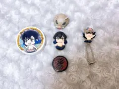 鬼滅の刃　嘴平伊之助　マグネット　クリップ　フィギュア　キーホルダー