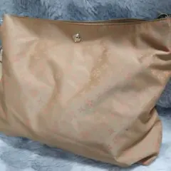 Item thumbnail for item 1eb6454b-e33a-40f8-a4a2-d7ca330e9611