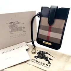 希少✨未使用級 BURBERRY HOUSE CHECK PHONE COVERのサムネイル
