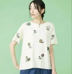 近年　ホコモモラ　Jardin プリントロングTシャツ　40 白　半袖　花柄　綿のサムネイル