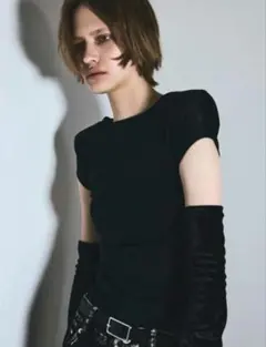 YUUNA ICHIKAWA ショルダーパッドトップス 2025年最新】yuun ichikawaの人気アイテム - メルカリ