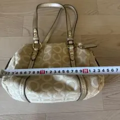 COACH シグネチャー ハンドバッグ ベージュのサムネイル