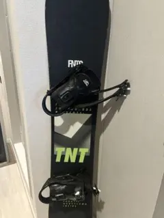 FNTC TNT スノーボード ビンディングセットのサムネイル
