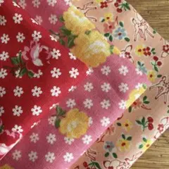 松山敦子　ミニはぎれ　3枚　花柄＆バンビ