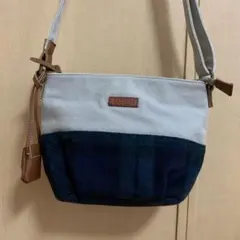 toleurショルダーバッグのサムネイル