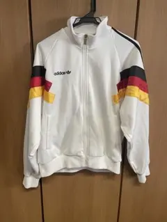 Item thumbnail for item 364b7840-26e6-4947-a1bb-17fd8861a4cf