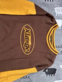 XLARGE ブラウン イエロー トレーナー