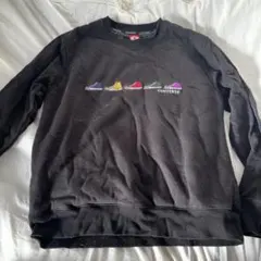 CONVERSE スニーカー刺繍 黒トレーナー 裏起毛