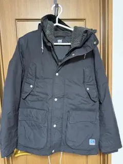 Helly Hansen ブラックダウンジャケット