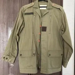 オリーブグリーン ミリタリージャケット