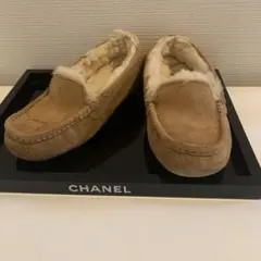 UGG アグ　ベージュ モカシン22センチ！！　お安く出品！！
