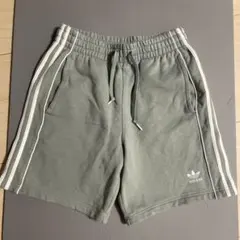 adidas オリジナルス メンズ　ショートパンツのサムネイル