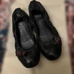 極美品 GUCCI グッチ　フラットシューズ　バレエシューズ　パール　35 黒 GUCCI（バレエシューズ）のフリマアイテム一覧