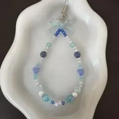 青系ビーズのストラップ