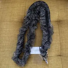 スマホショルダーストラップ　フリル　黒　新品未使用