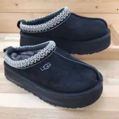 アグ タズ スリッポン ブラック 23cm