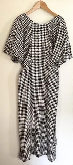 《未使用品》ZARA ザラ バルーン袖 ベルト付 半袖ワンピース