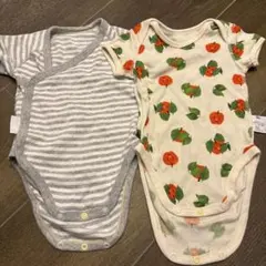 ユニクロ半袖ロンパース2点セット（うち1点名前記入あり）