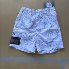 Nike SB モンステラ柄ショーツ