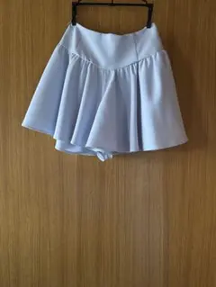 セシルマクビー　プリーツパンツ　水色　美品