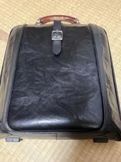 ARTPHERE ダレスバッグ リュックサック デイパック 黒　肩掛け無し