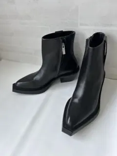 新品☆ ZARA ザラ　ショートブーツ　ウエスタン　黒　23.5 サイドジップ