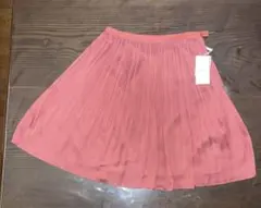 プリーツスカート