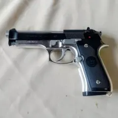 베레타 M9 실버 모델 토이 건 바디