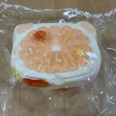 kikiスクイーズ　kikisquishy Lサイズ　くま　オレンジ　ケーキ